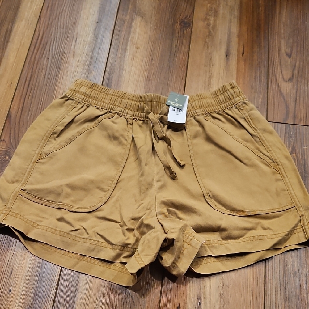 🆕 Up West Women's Tan Shorts